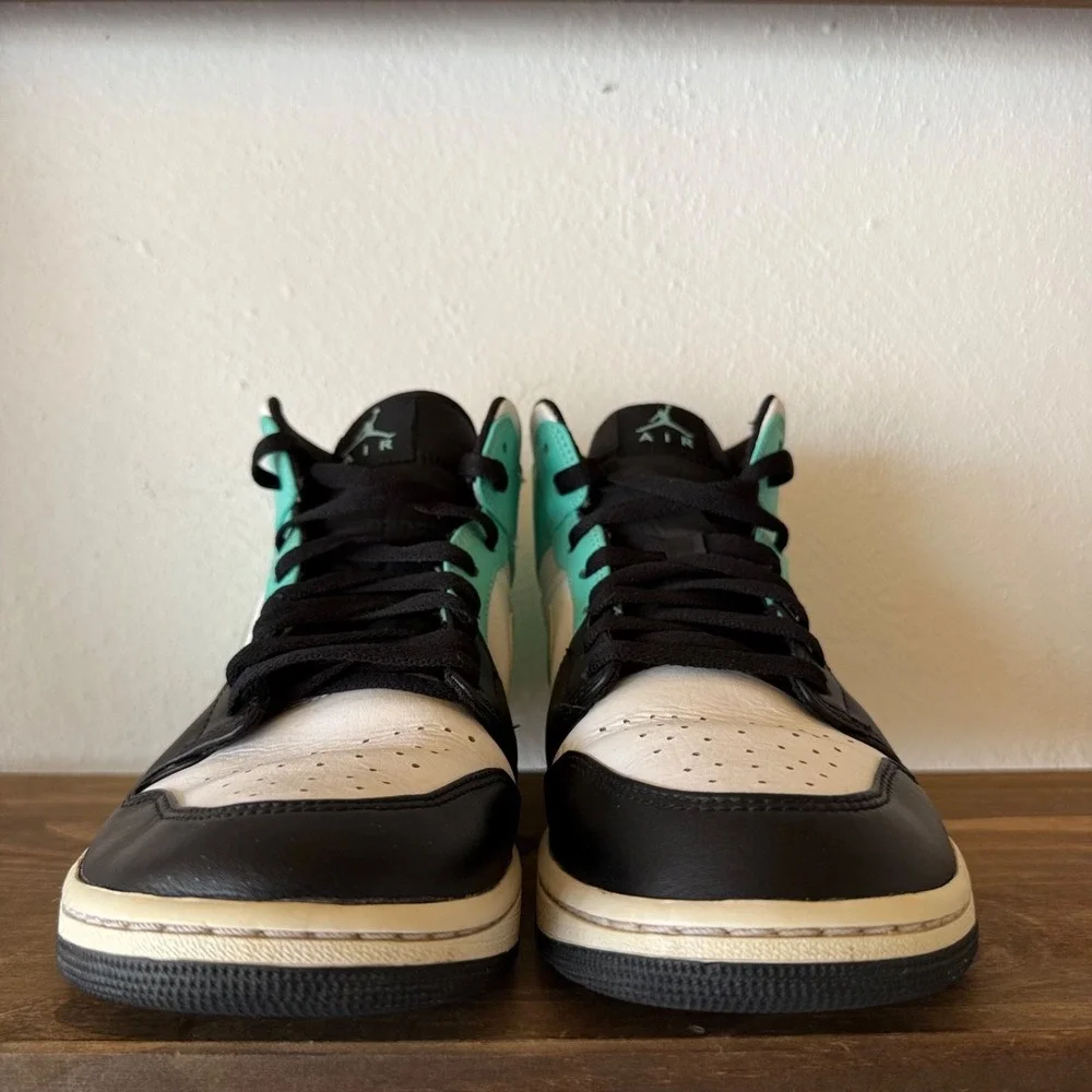 Nike Air Jordan 1 Mid Tropical Twist Sneakers Mens Size 10.5 554724-132